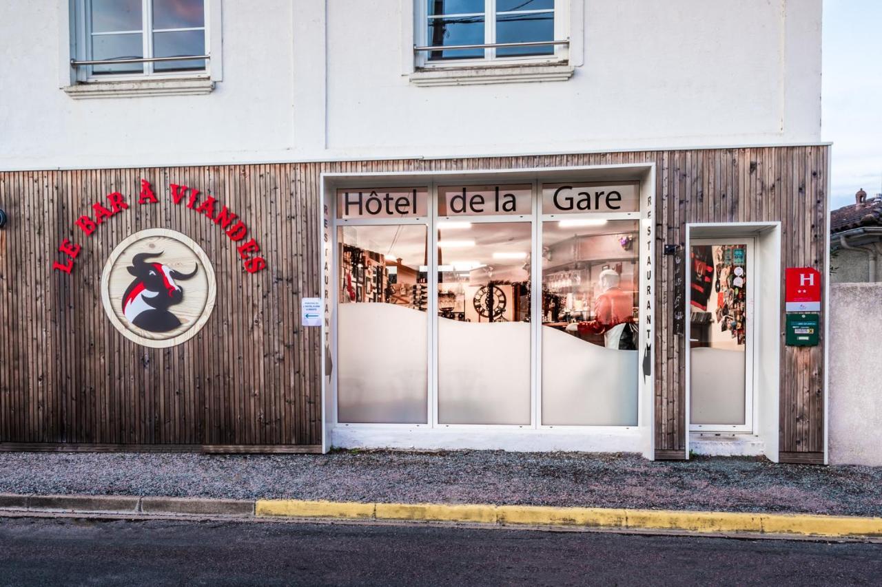 Hotel De La Gare Surgères Εξωτερικό φωτογραφία